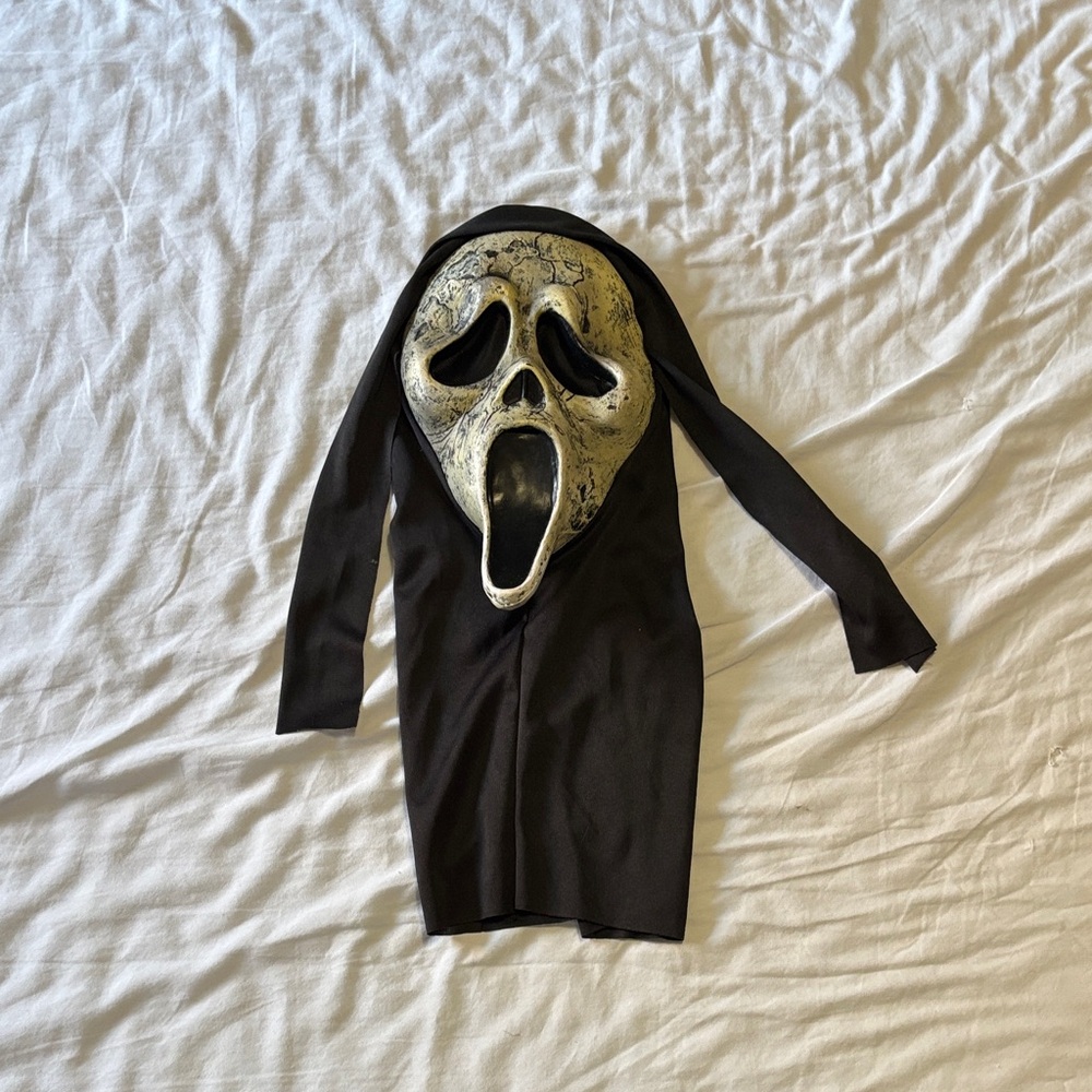 Kids Black and White Ghost Face Costume